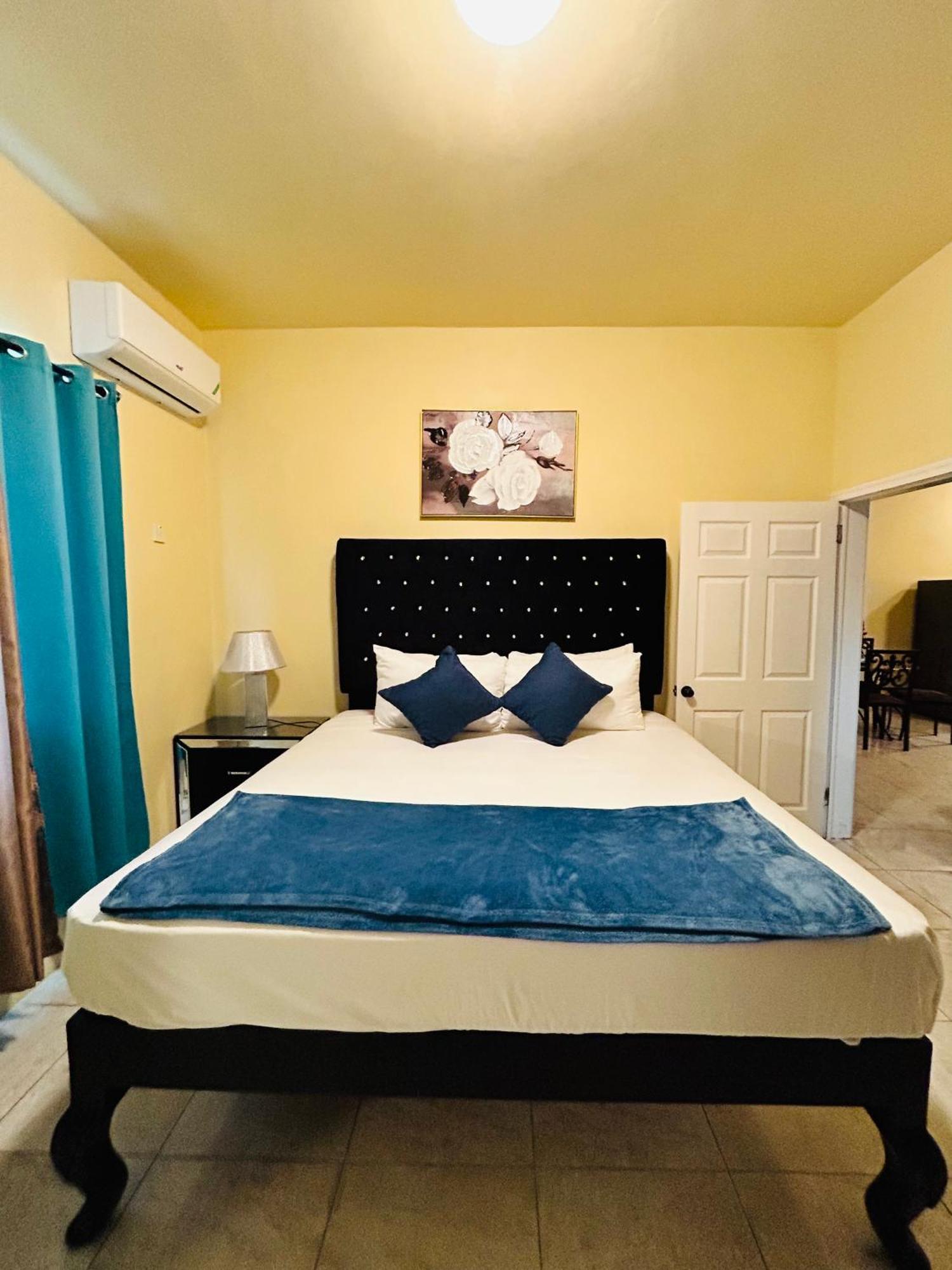 The Rest Stop- Gated Community-24 Hrs Security Montego Bay Exterior foto