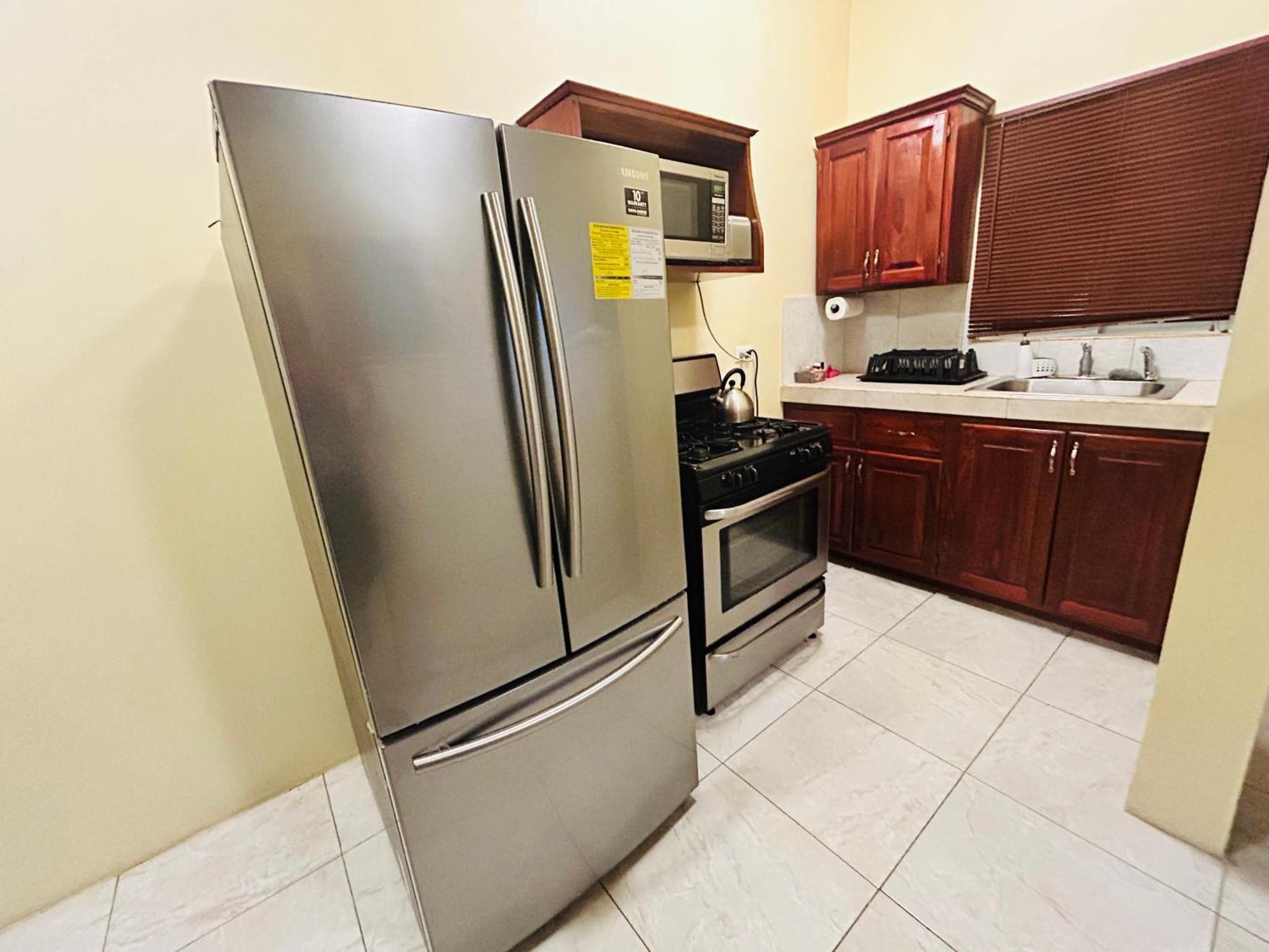 The Rest Stop- Gated Community-24 Hrs Security Montego Bay Exterior foto
